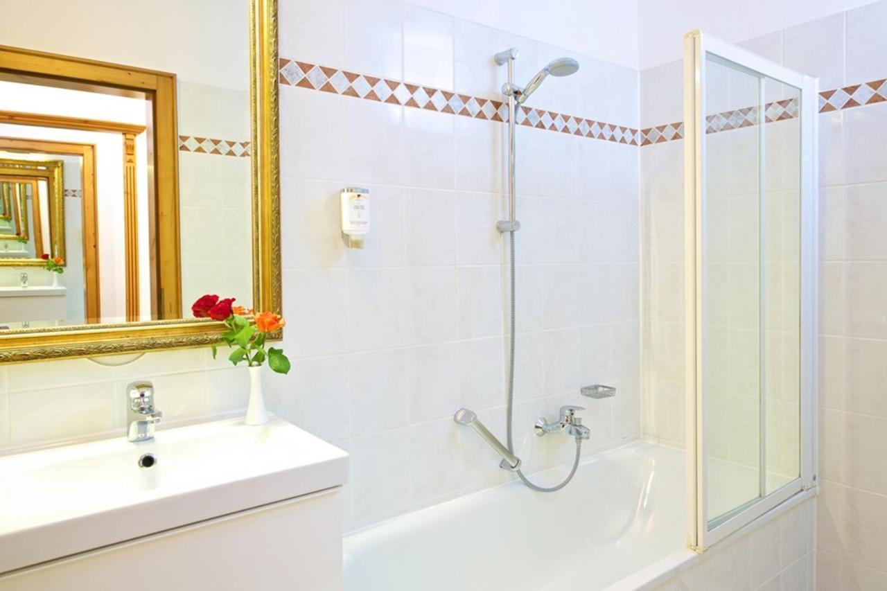Park Hotel Laim Serviced Apartments München Buitenkant foto